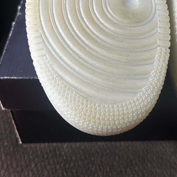 Air Force 1 size 11 Beautiful!!! - Picture 2 of 11